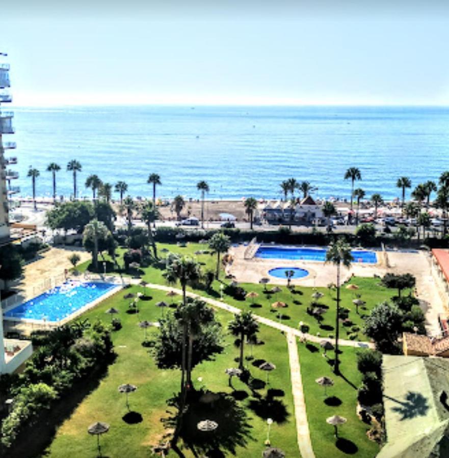 Estudio Recien Reformado En Primera Linea De Playa Apartment Benalmadena Bagian luar foto